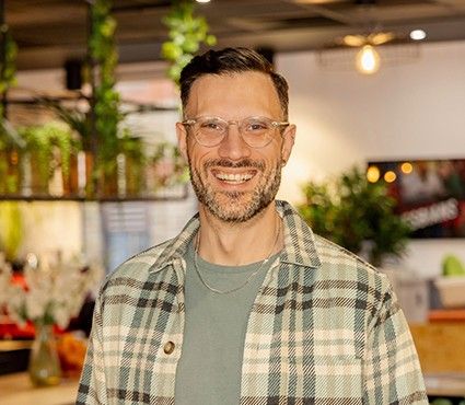 Lorenzo Culora, Head of Post, Bumblebee London